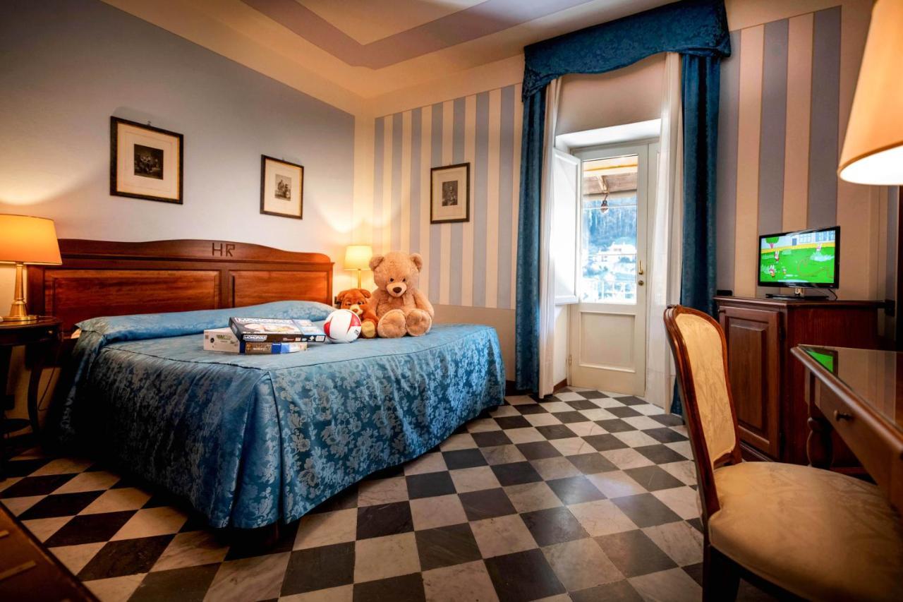 Double Room Balcony,1361759387:JPEG